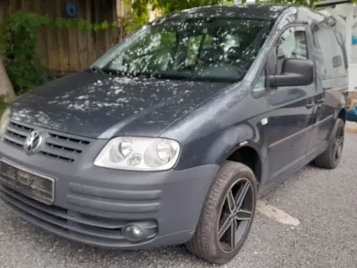 Gebraucht VW Caddy Life 80 PS (58 kW) 2009 Grau Van / Kleinbus