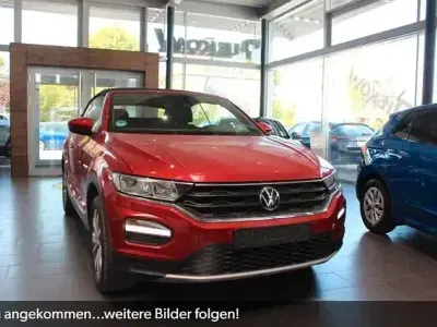 Second-hand VW T-Roc Style 110 CP (80 kW) 2021 Andere SUV