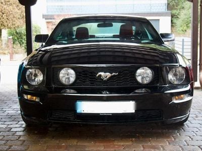 Schwarz Gebraucht 2006 Ford Mustang GT S Coupé | 20.000 € (Etwas zu teuer)