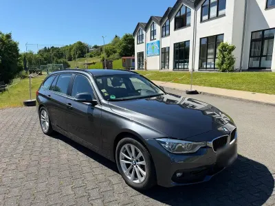 Gebraucht BMW 330 Luxury Line 258 PS (189 kW) 2015 Grau Kombi