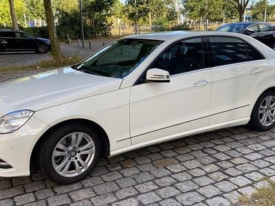 Usata Mercedes E350 Avantgarde 272 CV (200 kW) 2011 Bianco Berlina