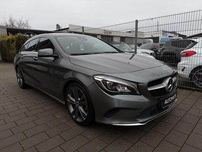 Gebraucht Mercedes CLA180 Shooting Brake 122 PS (89 kW) 2017 Grau Kombi