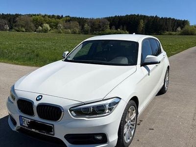 Usata BMW 120 Sport Line 190 CV (139 kW) 2019 Bianco Utilitaria