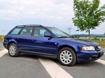 Gebraucht Audi A4 150 PS (110 kW) 2001 Blau metallic Kombi