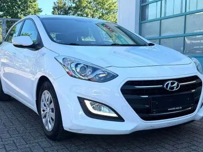Brugt Hyundai i30 101 HK (74 kW) 2016 Hvid Sedan