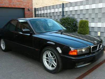 Gebraucht BMW 735 M Sport 235 PS (172 kW) 1998 Schwarz Limousine