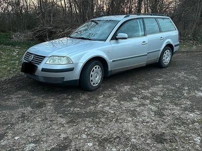 Usata VW Passat 102 CV (75 kW) 2001 Argento Station wagon