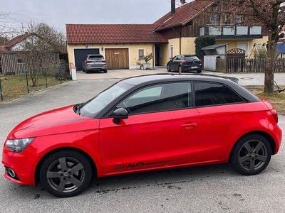 Gebraucht Audi A1 Attraction 122 PS (89 kW) 2012 Rot Kleinwagen