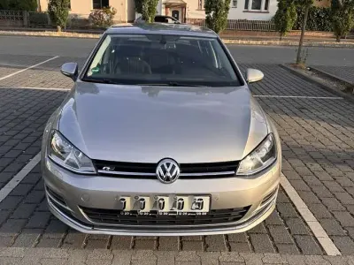 Gebraucht VW Golf VII LOUNGE 110 PS (80 kW) 2015 Grau Limousine