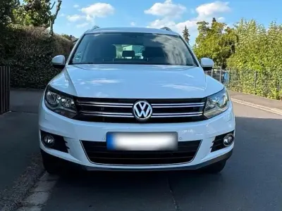 Gebraucht VW Tiguan LOUNGE 184 PS (135 kW) 2016 Weiß SUV