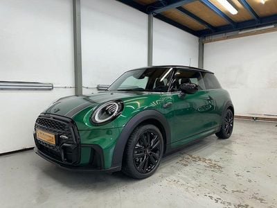 Gebraucht Mini John Cooper Works 136 PS (100 kW) 2024 Grün Kleinwagen