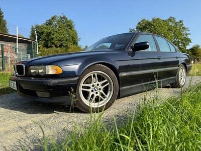 BMW 740