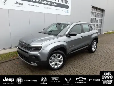 Neu Jeep Avenger Altitude 101 PS (74 kW) 2026 Schwarz SUV