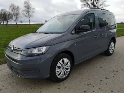 Neu VW Caddy 102 PS (75 kW) 2026 Puregrey Van / Kleinbus