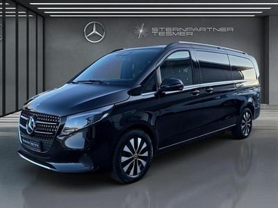 Obsidianschwarz metallic Gebraucht 2024 Mercedes V300 Avantgarde Van / Kleinbus | 74.900 € (Guter Preis)