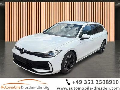 Second-hand VW Passat R-line 150 CP (110 kW) 2025 Alb Break