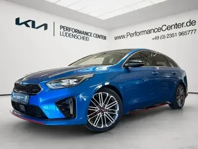Second-hand Kia ProCeed GT Comfort 204 CP (150 kW) 2020 Albastru Hatchback