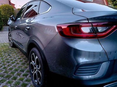 Usado Renault Arkana Techno 140 HP (102 kW) 2023 Cinzento SUV