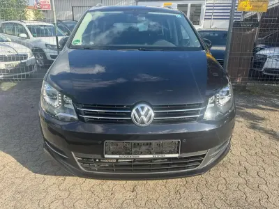 Gebraucht VW Sharan Highline 184 PS (135 kW) 2017 Deep black perleffekt Van / Kleinbus
