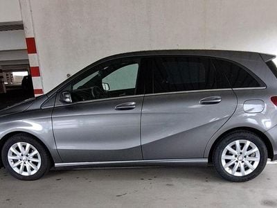 Mercedes B180