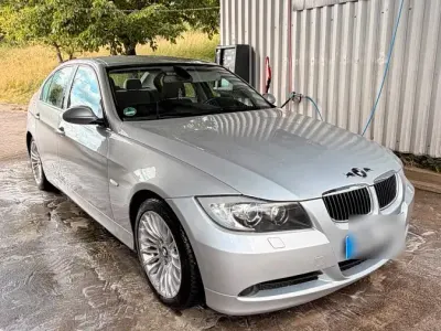 Gebraucht BMW 325 218 PS (160 kW) 2006 Silber Limousine