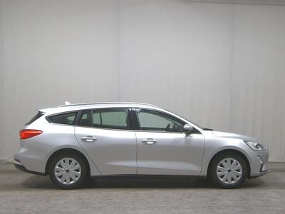 Gebraucht Ford Focus Titanium 125 PS (91 kW) 2019 Polarsilber metallic Kombi