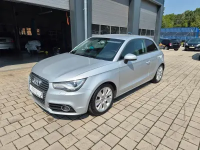 Gebraucht Audi A1 Ambition 122 PS (89 kW) 2010 Silber Kleinwagen