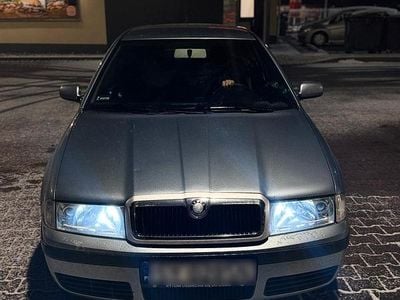 Andere farben Gebraucht 2002 Skoda Octavia Limousine | 2.500 €