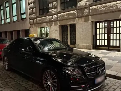 Gebraucht Mercedes E43 AMG AMG 401 PS (294 kW) 2017 Schwarz Limousine