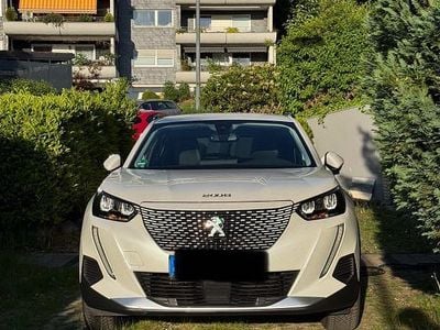 Peugeot e-2008