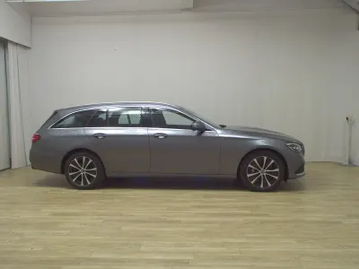 Brugt Mercedes E300 Avantgarde 306 HK (225 kW) 2022 Grå Stationcar