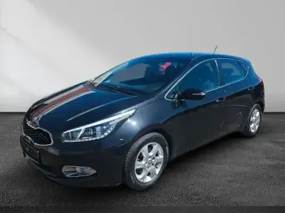 Occasion Kia Ceed 135 ch (99 kW) 2014 Noir Citadine