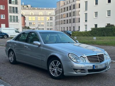 Mercedes E220