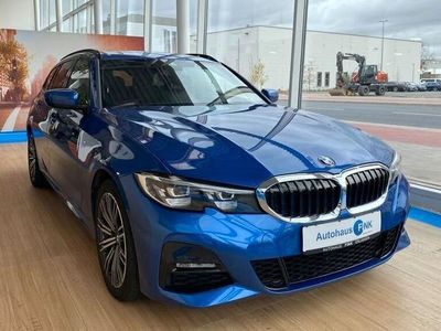 gebraucht BMW 318 d M Sport Navi Alcantara Tempomat PDC DAB LED