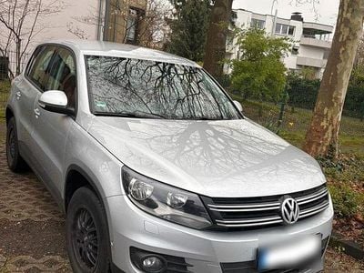 Gebraucht VW Tiguan 140 PS (102 kW) 2012 SUV