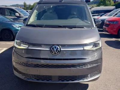 Neu VW California California 150 PS (110 kW) 2026 Indiumgrau metallic Van