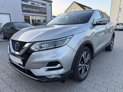Silber Gebraucht 2019 Nissan Qashqai N-Connecta SUV | 17.990 € (Fairer Preis)