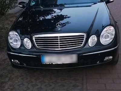 Mercedes E240
