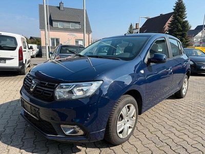 Gebraucht Dacia Sandero Comfort 73 PS (53 kW) 2018 Blau Kleinwagen