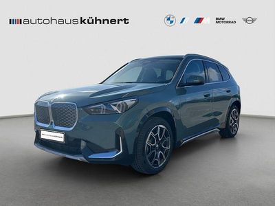Neu BMW iX1 xLine 150 kW (204 PS) 2026 Grün SUV