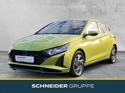 Gebraucht Hyundai i20 101 PS (74 kW) 2025 Lucid lime Kleinwagen