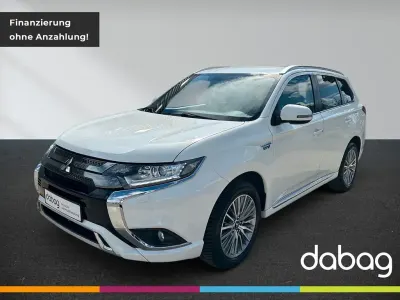 Gebraucht Mitsubishi Outlander P-HEV Plus 135 PS (99 kW) 2020 Weiß SUV