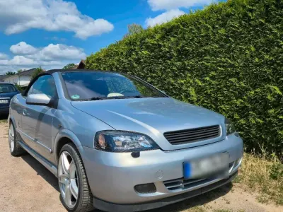 Gebraucht Opel Astra 147 PS (108 kW) 2001 Silber Cabrio