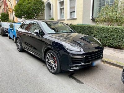 gebraucht Porsche Cayenne GTS mit CarPlay, Chrono, Panorama, Bose und Luft