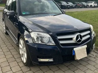 Gebraucht Mercedes GLK250 204 PS (150 kW) 2011 Blau SUV
