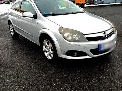 Silber Gebraucht 2006 Opel Astra GTC Coupé | 1.690 € (Fairer Preis)