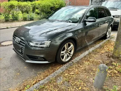 Gebraucht Audi A4 S-Line 177 PS (130 kW) 2014 Grau Kombi