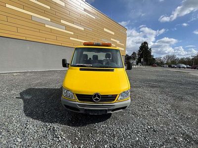 Second-hand Mercedes Sprinter 156 CP (114 kW) 2002 Galben Van