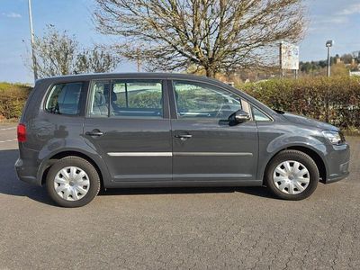 Gebraucht VW Touran Trendline 105 PS (77 kW) 2014 Grau Van / Kleinbus