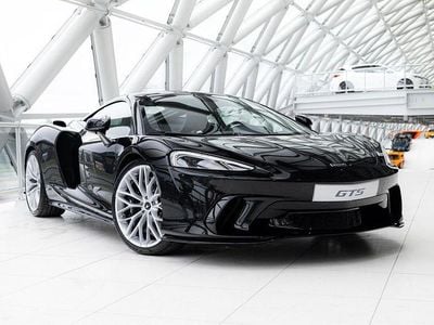 Neu McLaren GTS 635 PS (467 kW) 2025 Schwarz Coupé